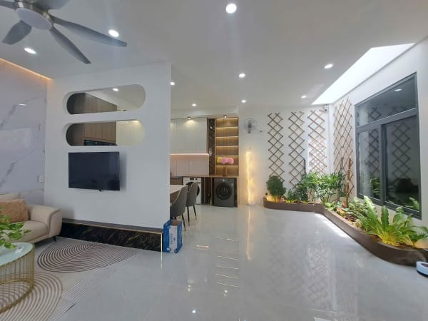 Bán nhà mới xây hẻm xe hơi Lê Hồng Phong, Phú Lợi - 110m² - 3 tỷ 250 triệu