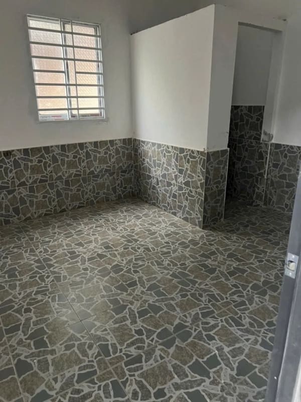 Cho thuê nhà KDC Cồn Khương, 4 phòng ngủ - 5 Triệu/Tháng