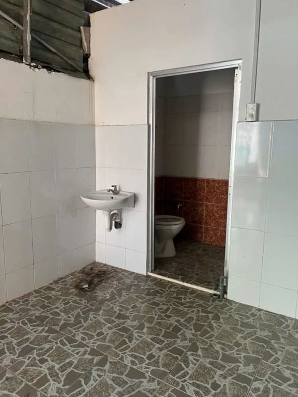 Cho thuê nhà KDC Cồn Khương, 4 phòng ngủ - 5 Triệu/Tháng