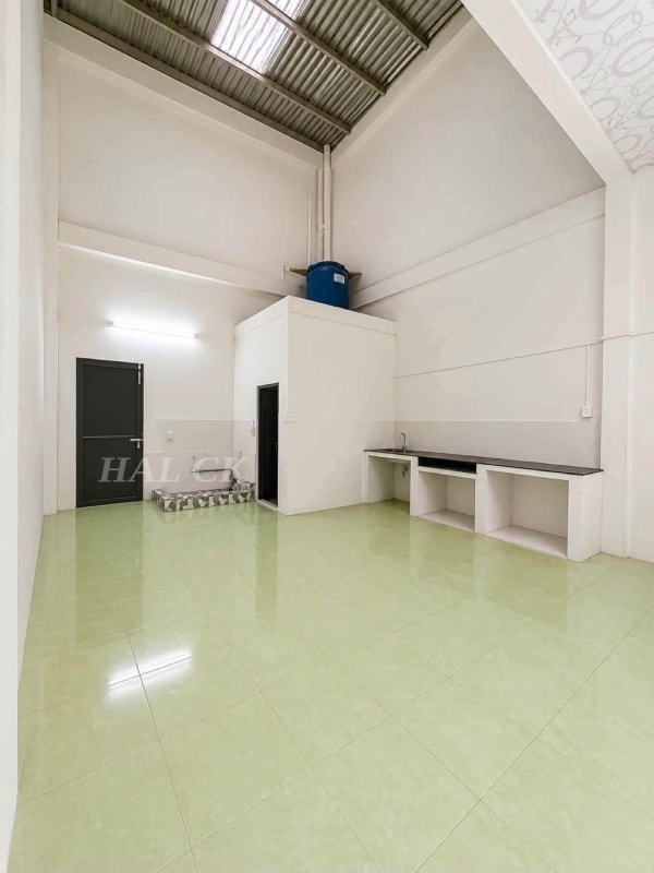 Cho thuê nhà mặt tiền kinh doanh đường Phạm Hùng, Rạch Giá - 100m² - 9.5 Triệu/Tháng