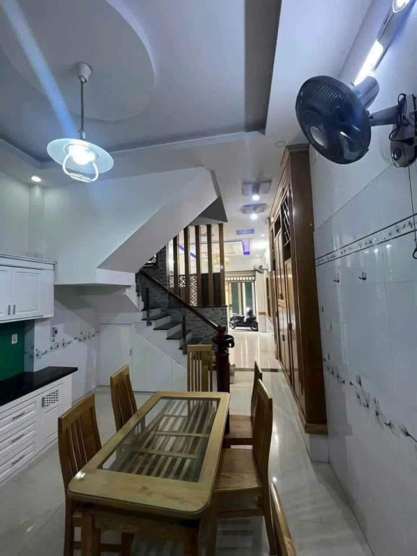 Cho thuê nhà nguyên căn hẻm 350/ Nguyễn Văn Lượng, Gò Vấp - 60m² - 18 Triệu/Tháng