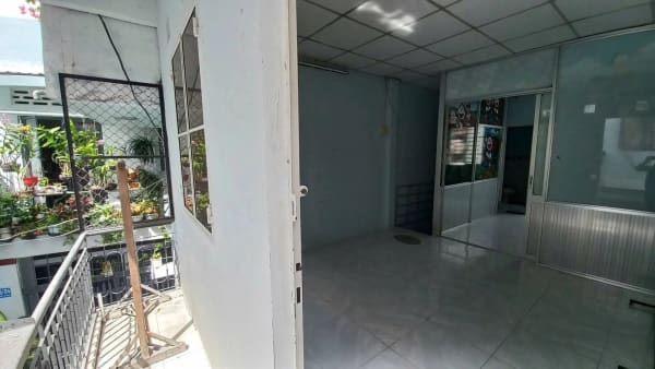 Cho thuê nhà 2 phòng ngủ Nguyễn Việt Hồng, Ninh Kiều - 4 Triệu