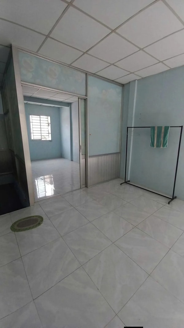 Cho thuê nhà 2 phòng ngủ Nguyễn Việt Hồng, Ninh Kiều - 4 Triệu