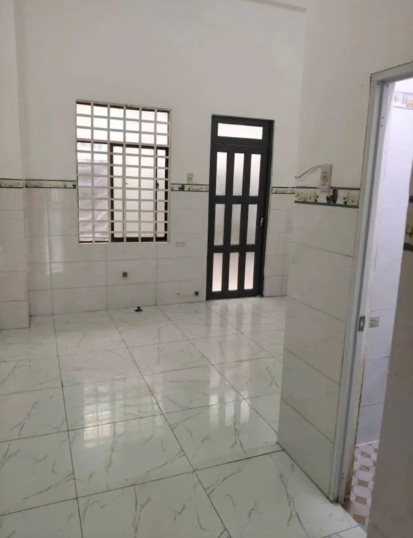 Cho thuê nhà KDC Diệu Hiền, Hưng Phú, Cần Thơ - 4 phòng ngủ - 7 triệu/tháng