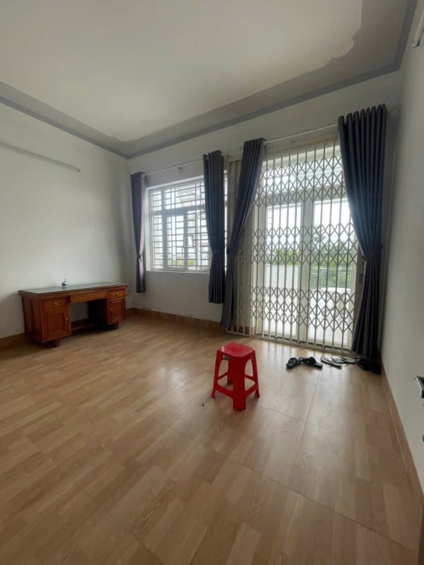 Cho thuê nhà trệt 2 lầu đường số 1 khu giảng viên ĐHCT, An Khánh - 12 Triệu/tháng