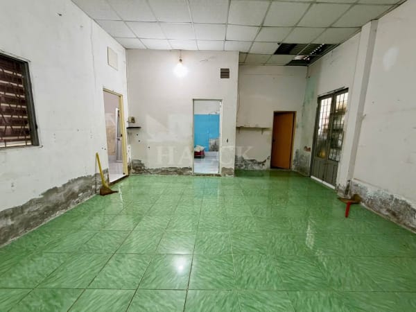 Cho thuê mặt bằng mặt tiền đường Nguyễn Trung Trực, Rạch Giá - 12 triệu/tháng