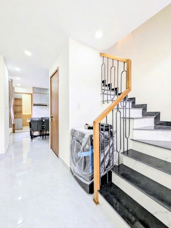 Cho thuê nhà nguyên căn Nguyễn Trọng Tuyển, Phú Nhuận - 3PN - 15 Triệu