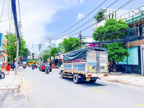 Cho thuê mặt bằng góc 2 mặt tiền Nguyễn Văn Khối, Gò Vấp