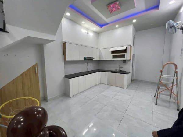 Cho thuê nhà nguyên căn hẻm xe tải Dương Quảng Hàm, Gò Vấp - 20 triệu/tháng
