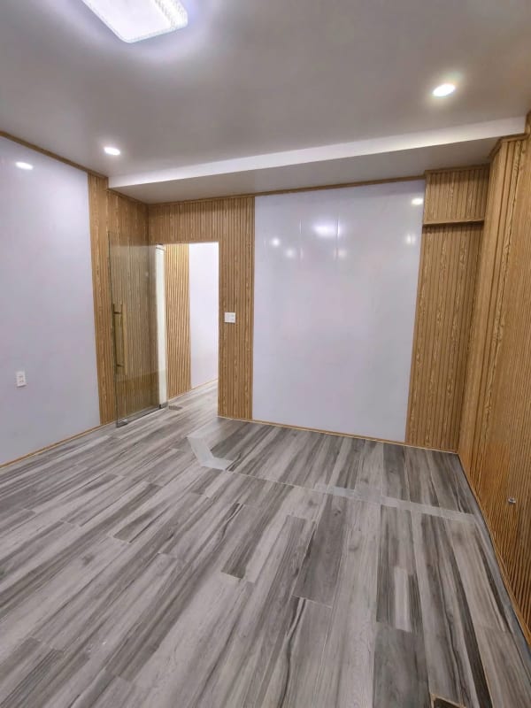 Bán nhà mặt tiền Nguyễn Trung Trực, Rạch Giá - 96m² - 3.85 Tỷ