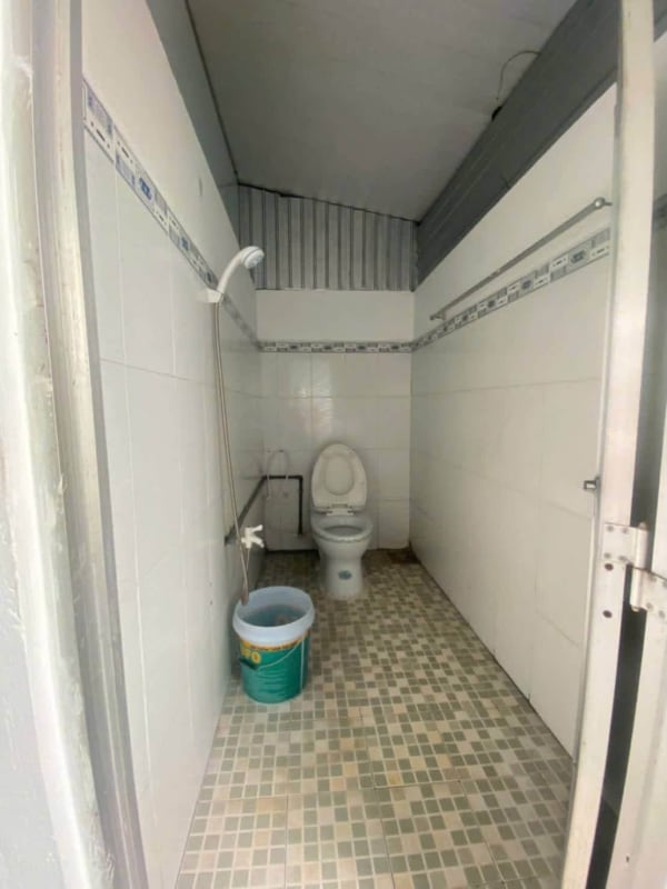 Cho thuê nhà nguyên căn mặt tiền Trần Quý Cáp, An Bình - 2.5 Triệu/Tháng