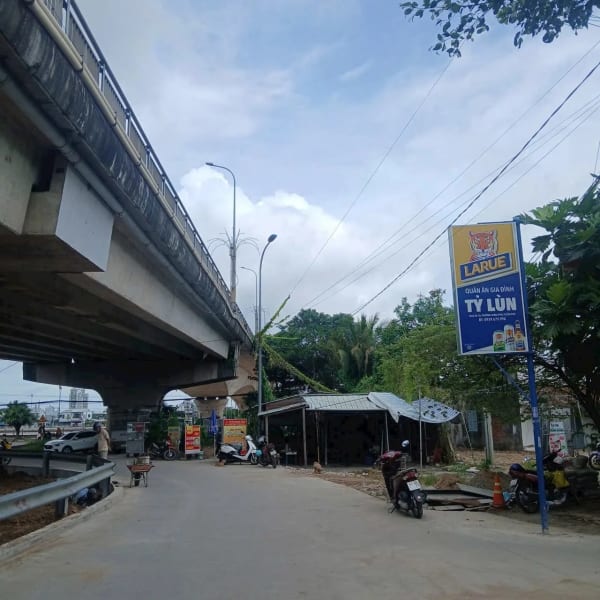 Cho thuê nhà mặt tiền gần cầu Hưng Lợi - 115m² - 5 triệu/tháng