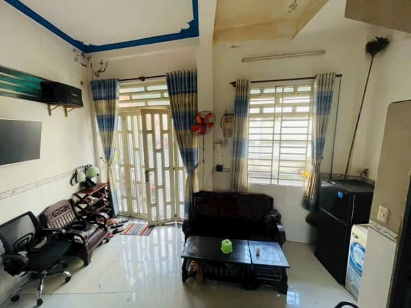 Bán nhà lầu mặt tiền hẻm 72B Nguyễn Thị Minh Khai - 32.2m² - 1.99 Tỷ