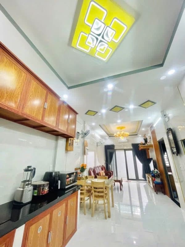 Cho thuê nhà nguyên căn Phạm Văn Đồng, Bình Thạnh - 98m² - 16 triệu/tháng