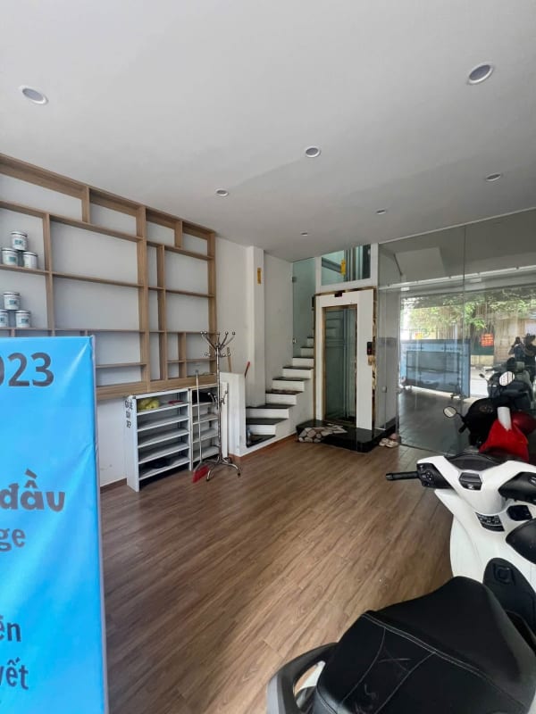 Cho thuê nhà Nguyễn Chí Thanh, Đống Đa - 40m² x 6 tầng - 30 triệu/tháng