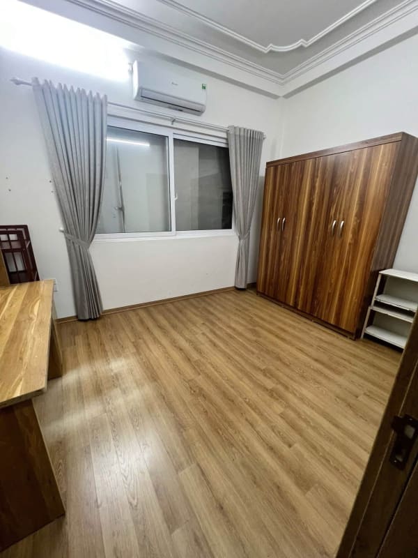 Cho thuê nhà Nguyễn Chí Thanh, Đống Đa - 40m² x 6 tầng - 30 triệu/tháng
