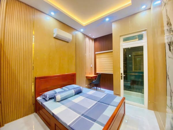 Cho thuê nhà trệt lầu Hẻm 90 Hùng Vương, Thới Bình - 6 Triệu/tháng