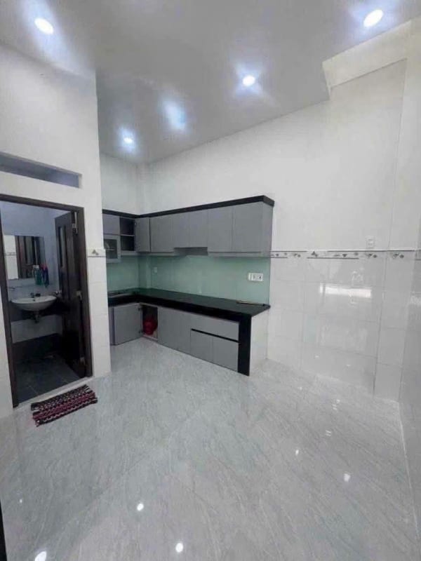 Cho thuê nhà mới Vườn Lài, Tân Phú - 2PN - 11 Triệu/Tháng