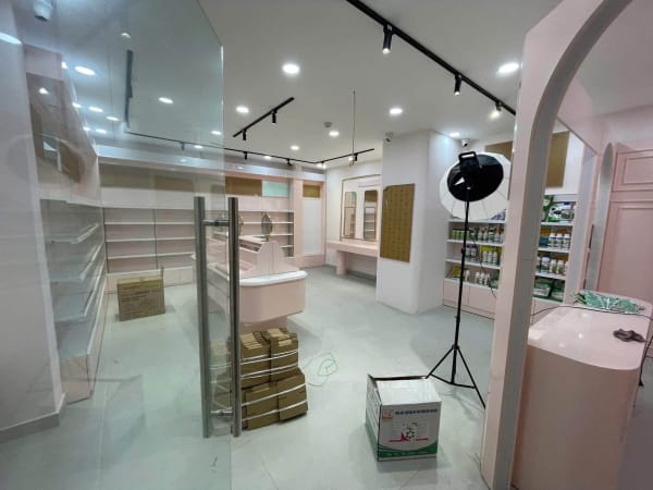 Cho thuê nhà mặt tiền Út Tịch, P.4, Tân Bình - 115m² - 45 Triệu/Tháng