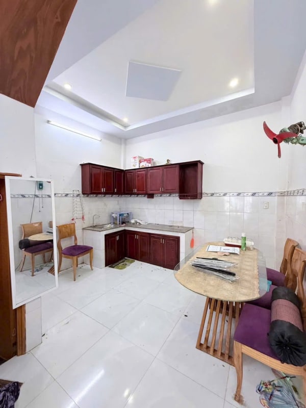 Cho thuê nhà 1 trệt 1 lầu KDC Thới Nhựt 1, Tân An - 7.5 triệu/tháng