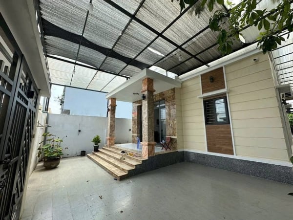 Bán biệt thự KDC Cầu Suối Vĩnh Quang, Rạch Giá - 400m² - 2 tỷ xx