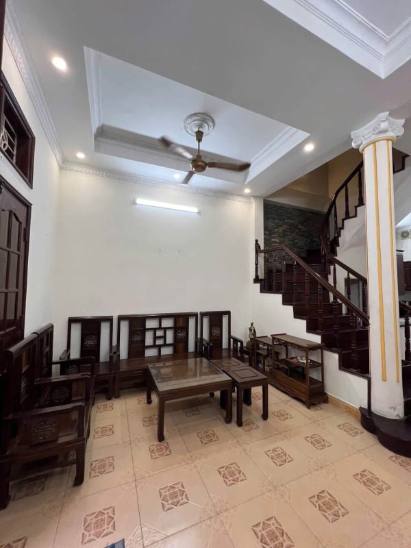 Cho thuê nhà riêng ngõ 9 Võ Chí Công, Cầu Giấy - 60m² - 13 triệu/tháng
