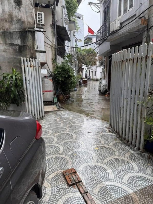 Cho thuê nhà riêng ngõ 2 Nam Dư, Hoàng Mai - 80m² - 15 Triệu/Tháng