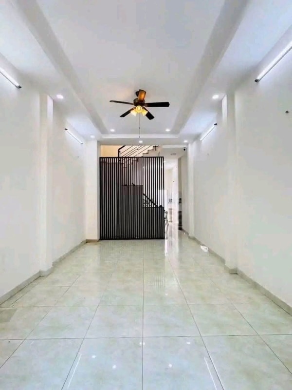 Cho thuê nhà nguyên căn mặt tiền Dương Văn Dương, Phú Thọ Hòa - 16 Triệu