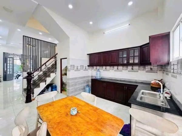 Cho thuê nhà nguyên căn mặt tiền Dương Văn Dương, Phú Thọ Hòa - 16 Triệu