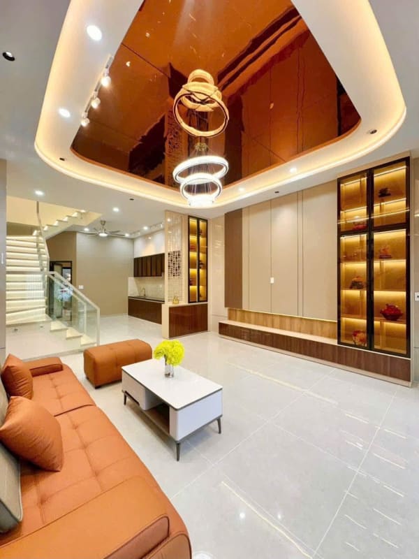 Bán nhà mặt tiền đường Đặng Thái Mai, Rạch Giá - 76m² - 2.98 Tỷ
