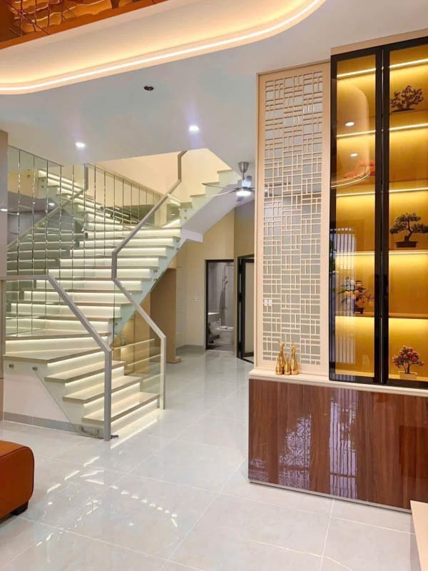 Bán nhà mặt tiền đường Đặng Thái Mai, Rạch Giá - 76m² - 2.98 Tỷ