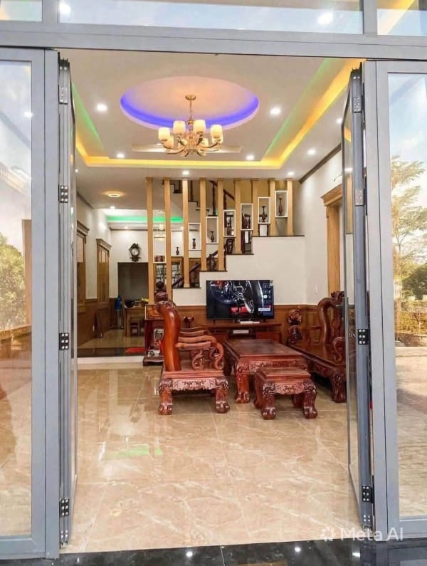 Cho thuê nhà 1 trệt 2 lầu gần Vincom 550, Dĩ An - 12 triệu/tháng