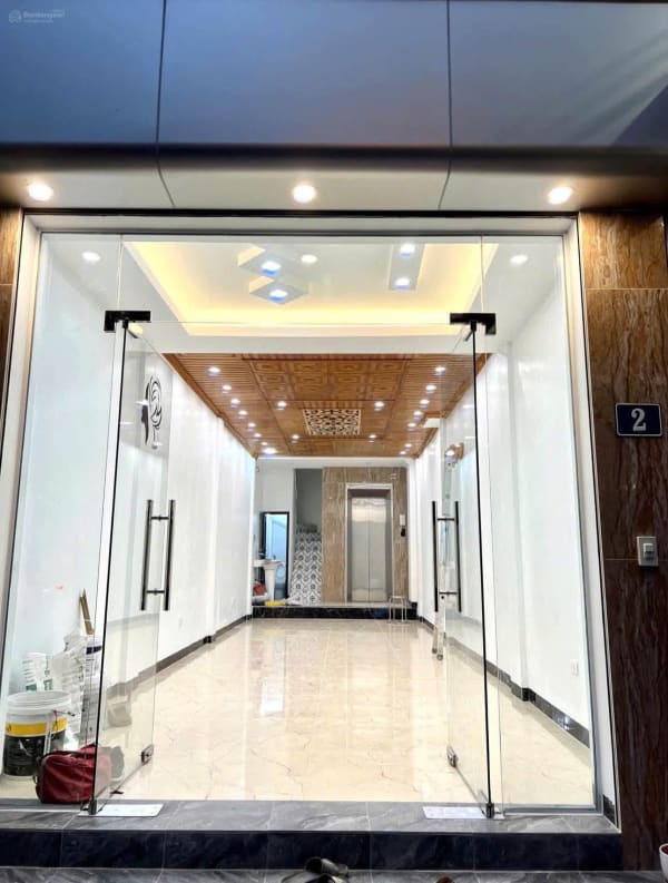 Cho thuê nhà 5 tầng Mạc Thái Tổ, Cầu Giấy - 38 triệu/tháng