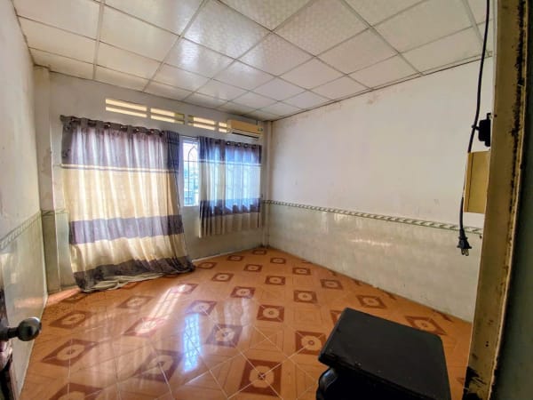 Cho thuê nhà mặt tiền đường Ngô Quyền, Rạch Giá - 10 triệu/tháng