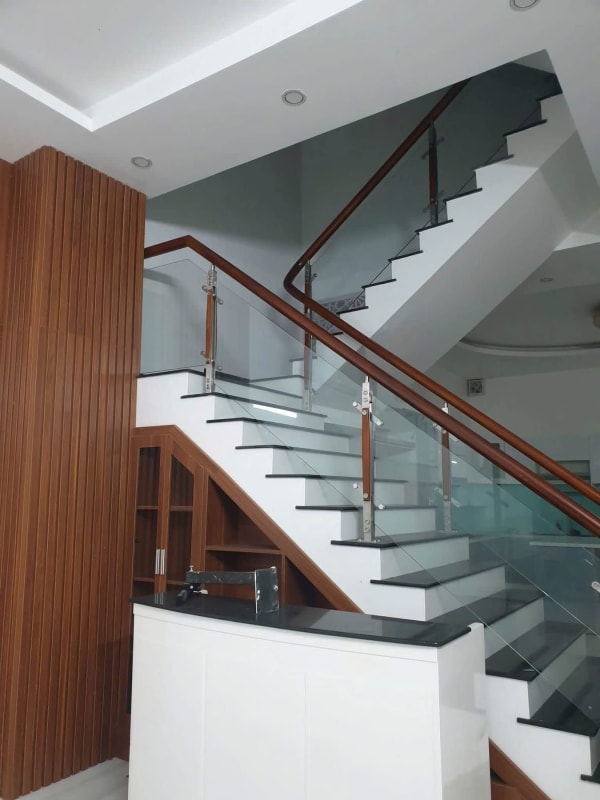 Cho thuê nhà trệt 3 lầu 6 phòng master tại KDC Hưng Phú - 20 triệu/tháng