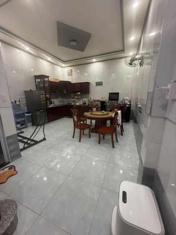 Cho thuê nhà 1 trệt 1 lầu gần ĐH Tây Đô - 7 triệu/tháng