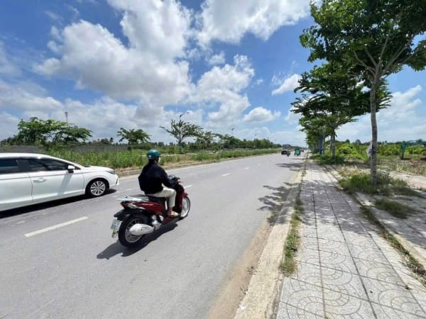 Bán đất mặt tiền đường Lê Phước Thọ, 1500m² - Giá thỏa thuận