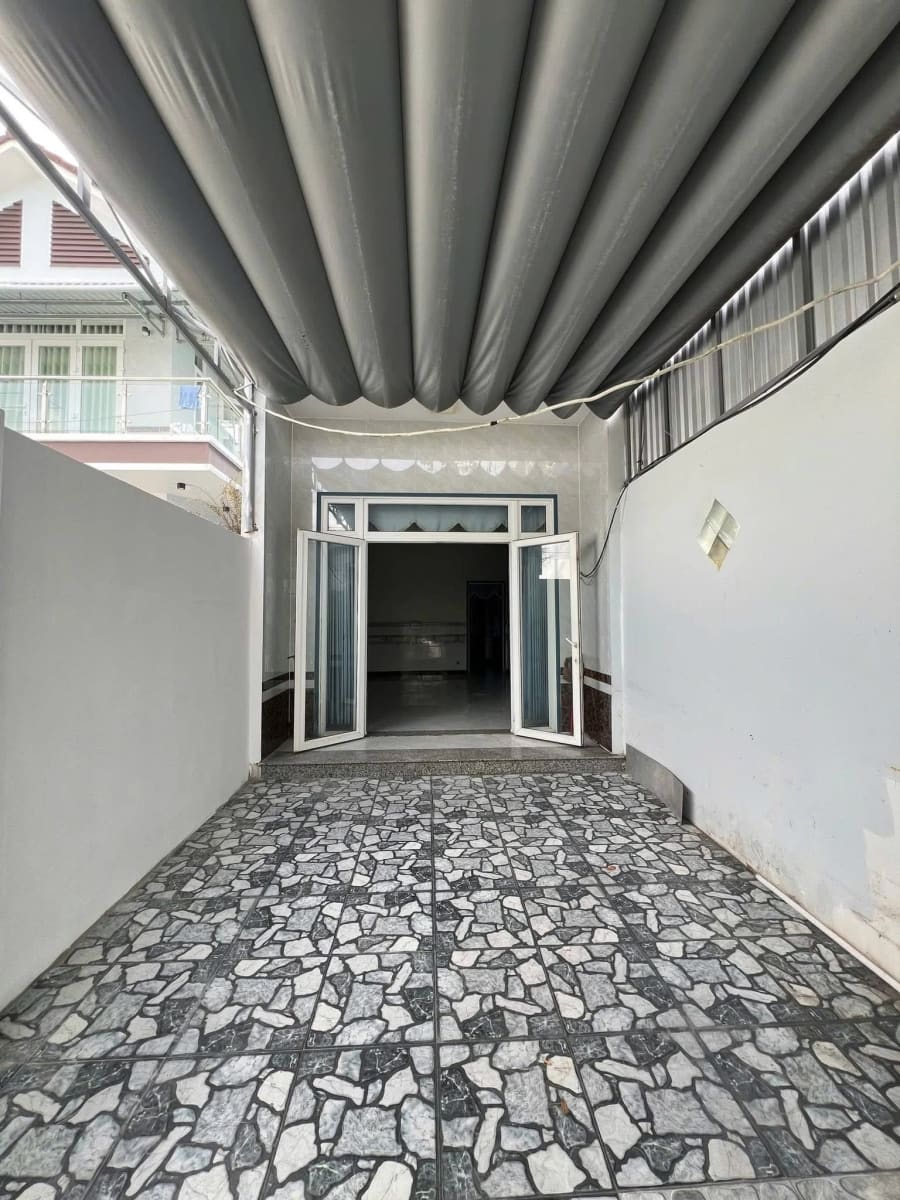 Bán nhà mặt tiền đường Nguyễn Hiền Điều, Rạch Giá - 111m² - 2.7 Tỷ — ảnh 2
