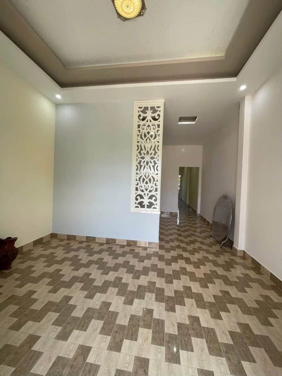 Cho thuê nhà hẻm Trương Định, có nội thất cơ bản - 3.7 Triệu/Tháng — ảnh 5