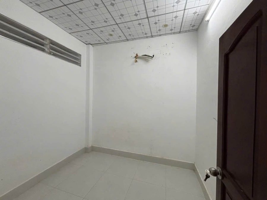 Cho thuê nhà Ngô Gia Tự, Rạch Giá - 80m² - 5 Triệu/Tháng — ảnh 2