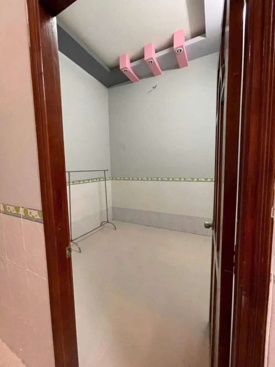 Cho thuê nhà 2 phòng ngủ hẻm Nguyễn Văn Linh, Tân An - 4 Triệu/Tháng — ảnh 4