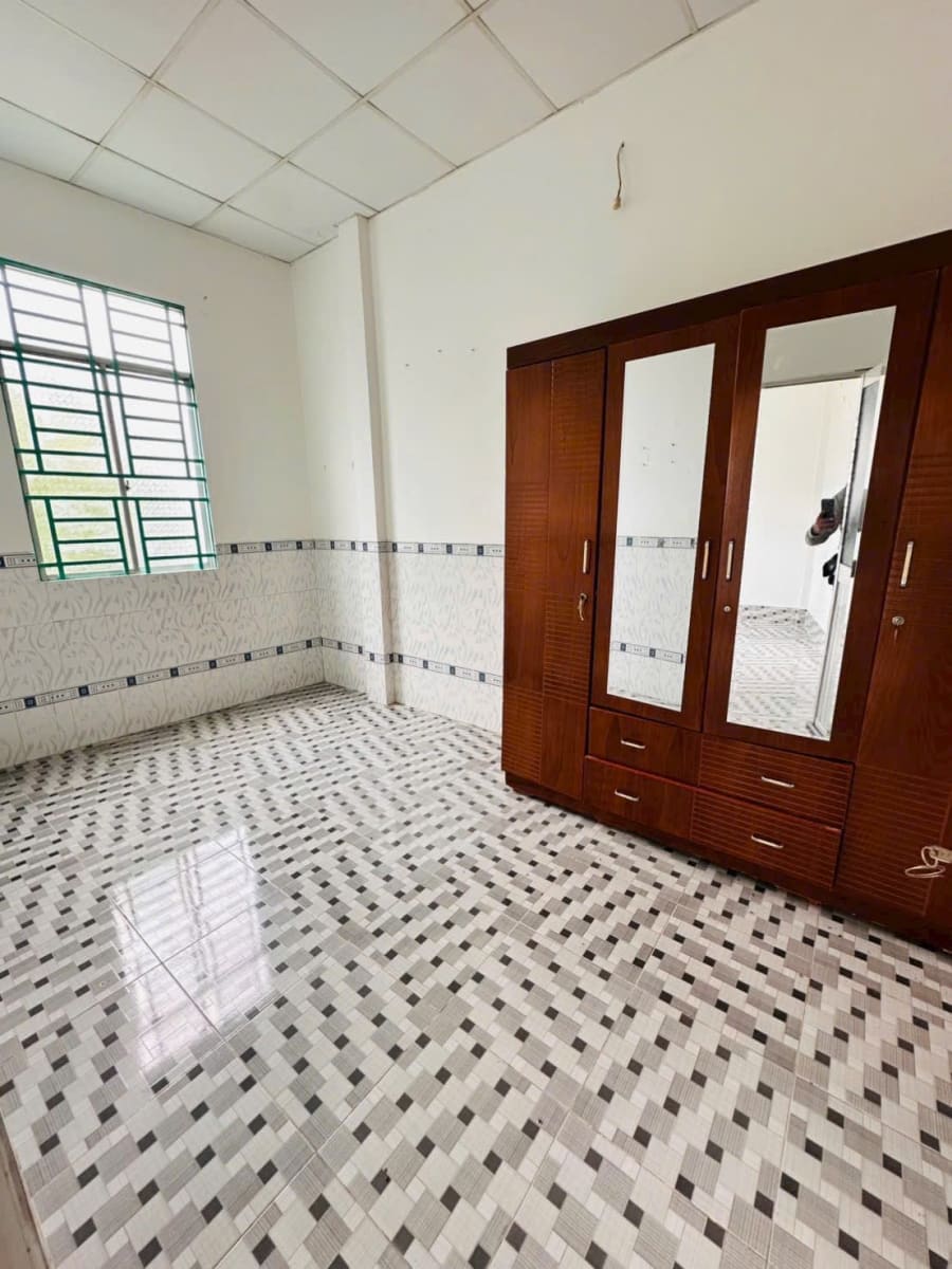Cho thuê nhà 1 trệt 1 lầu hẻm 534 đường 30/4, Tân An - 4.8 Triệu/Tháng — ảnh 3