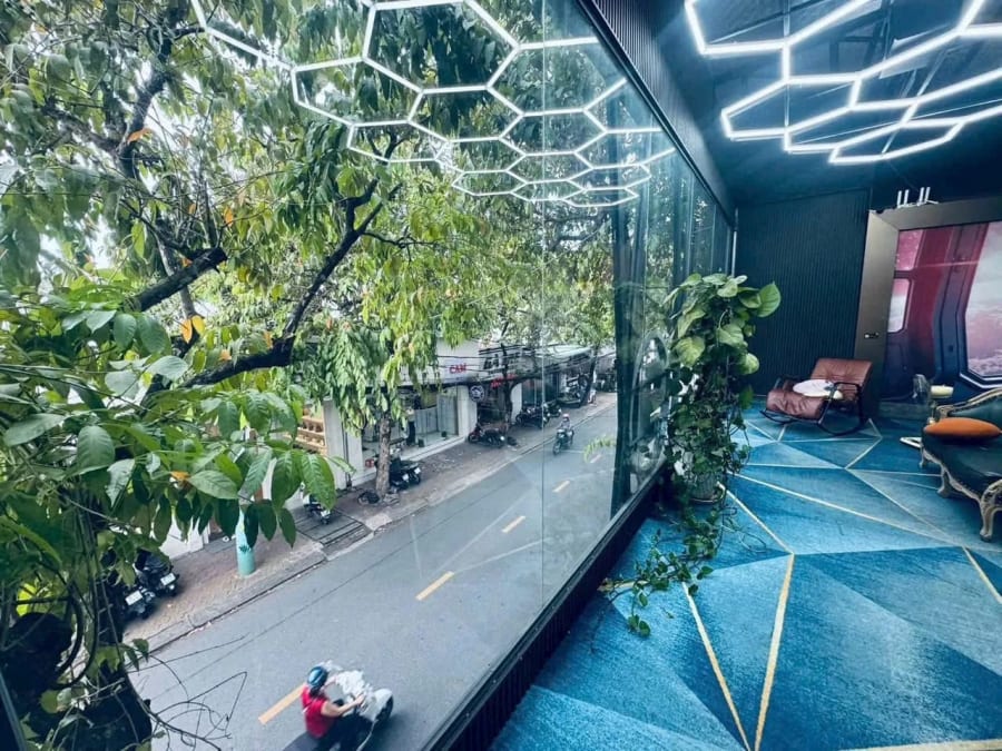 Bán nhà mặt tiền Nguyễn Việt Hồng, Ninh Kiều - 141.6m² - 17 Tỷ — ảnh 2