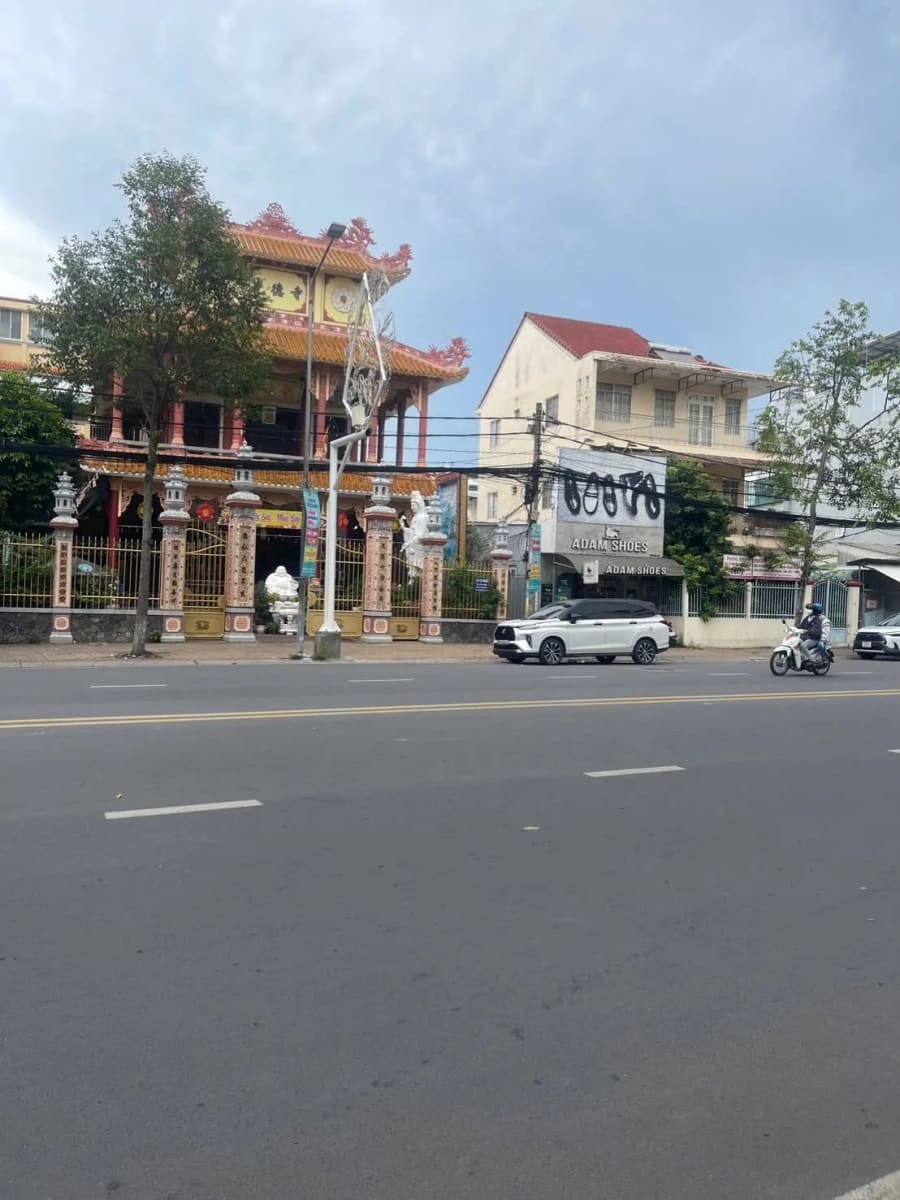 Bán nhà 1 trệt 3 lầu mặt tiền Mậu Thân - 200m² - 18 Tỷ — ảnh 3