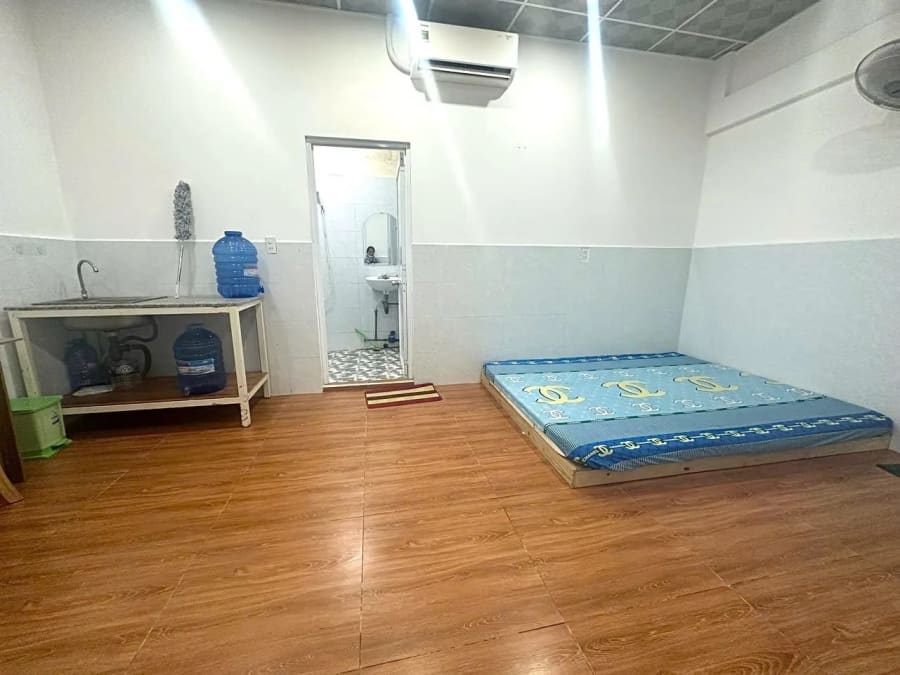 Cho thuê phòng trọ đường Nguyễn Trãi, gần Vincom Hùng Vương - 2.5 Triệu/Tháng — ảnh 3