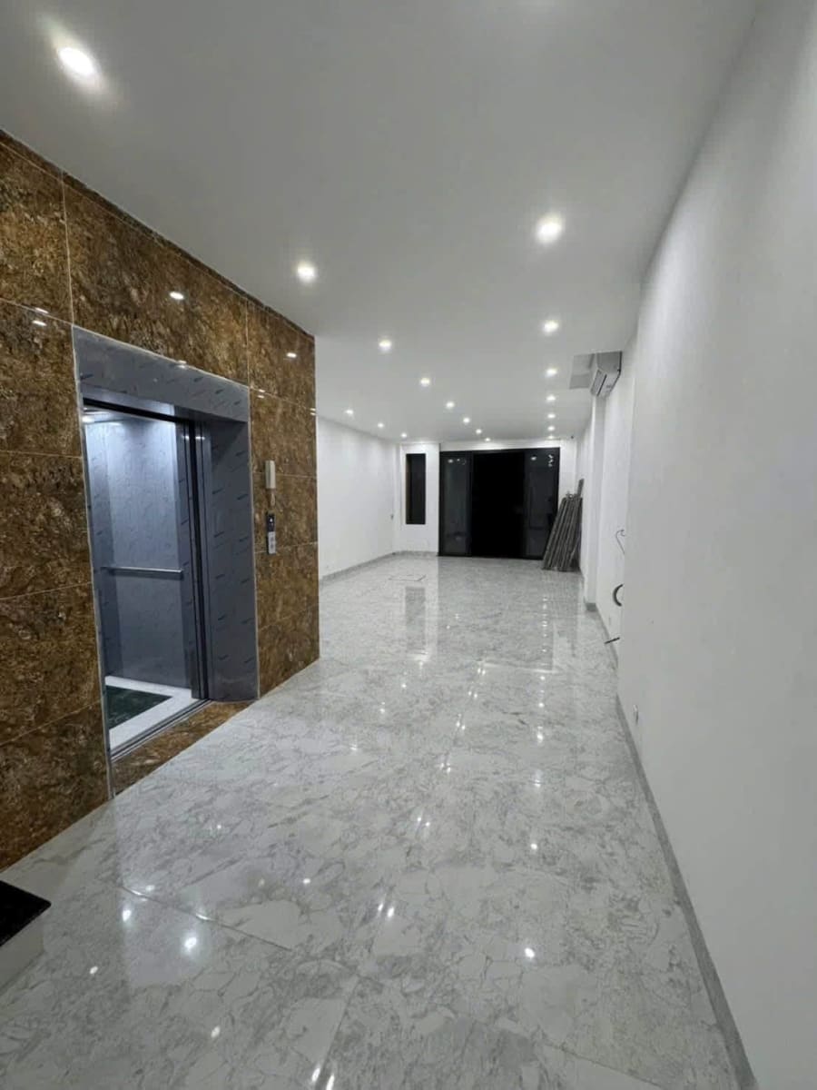 Cho thuê tòa nhà 70m² Nguyên Hồng, Đống Đa - 56 Triệu/Tháng — ảnh 2