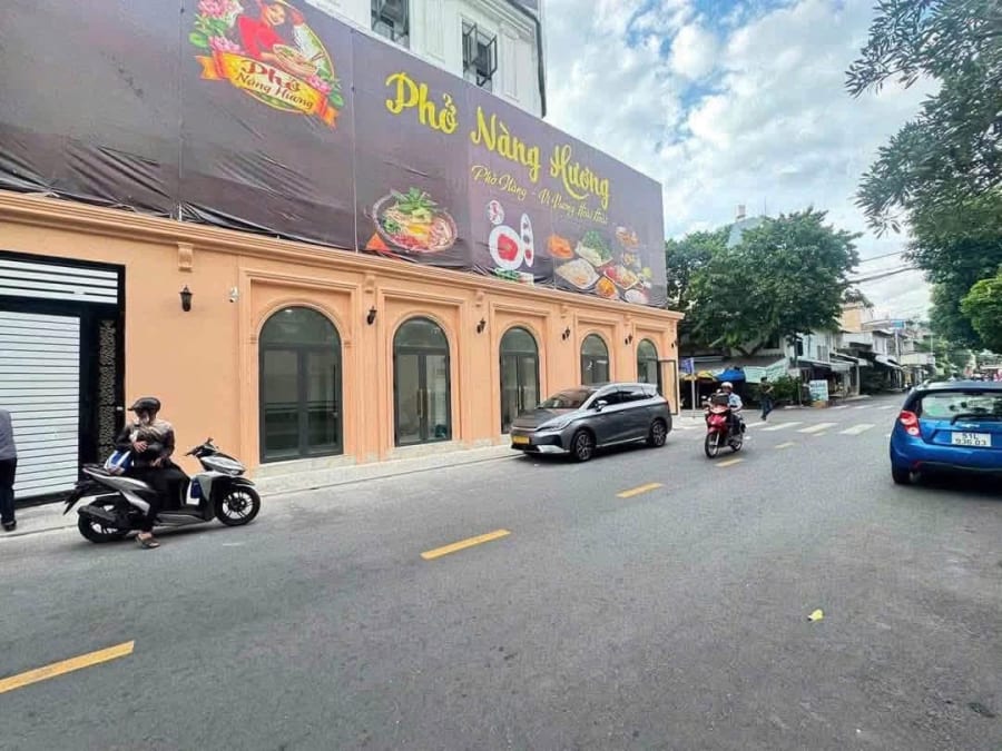 Cho thuê mặt bằng góc 2 mặt tiền Lê Lư, Phú Thọ Hòa, Tân Phú - 20 Triệu/Tháng — ảnh 2