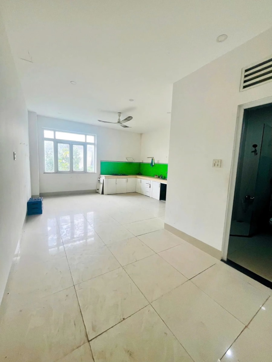 Cho thuê nhà nguyên căn mặt tiền Lê Trọng Tấn, KDC Nam Long - 8 Triệu — ảnh 3