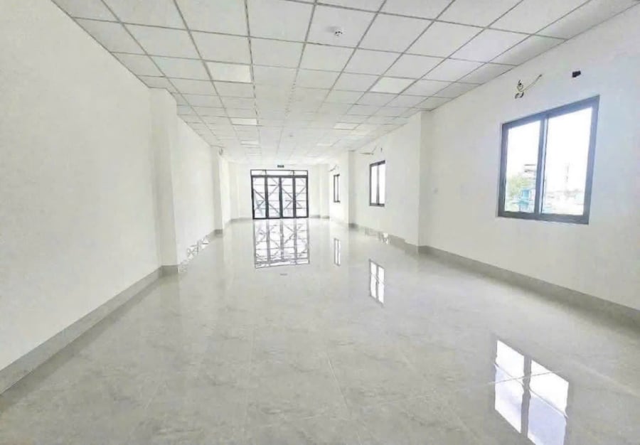 Cho thuê tòa nhà mặt tiền đường 30 Tháng 4, Ninh Kiều - 120 triệu/tháng — ảnh 2