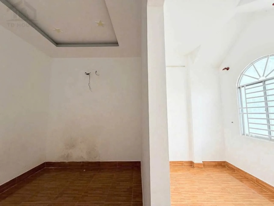 Cho thuê nhà trệt lầu 3 phòng ngủ hẻm 135 Đồng Văn Cống - 5.5 triệu/tháng — ảnh 6